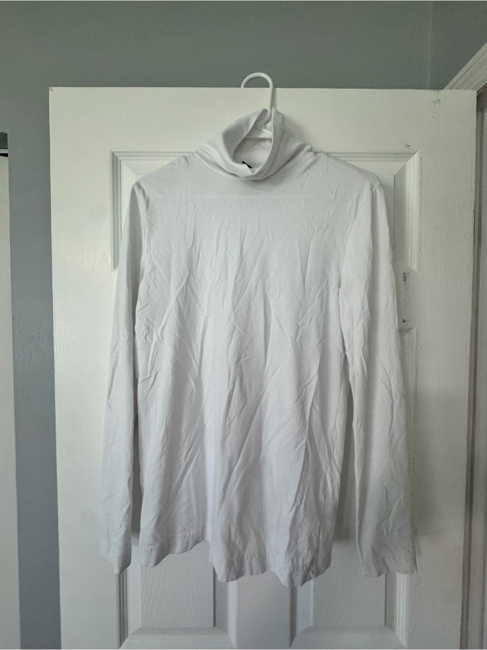 H&M Men's White Turtleneck Long Sleeve Top